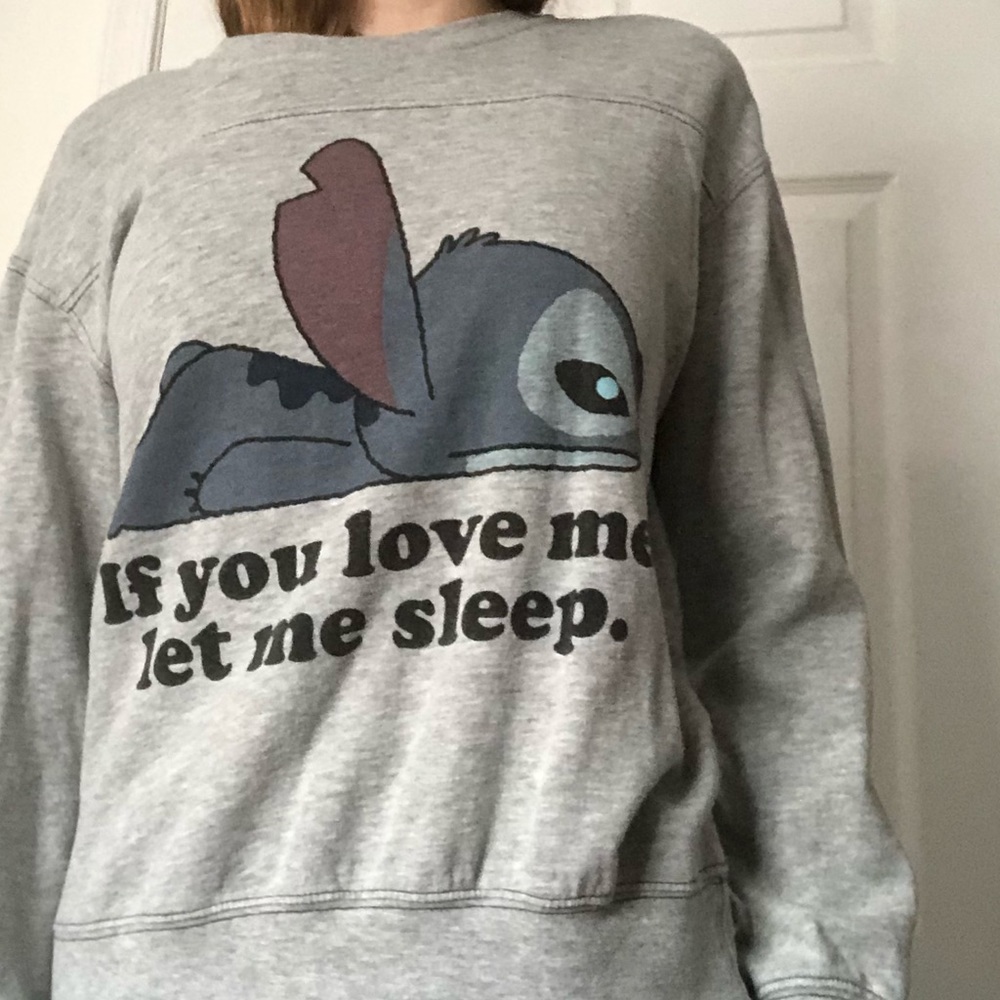 🦋🧞‍♀️Disney’s Stitch sweatshirt🧞‍♂️